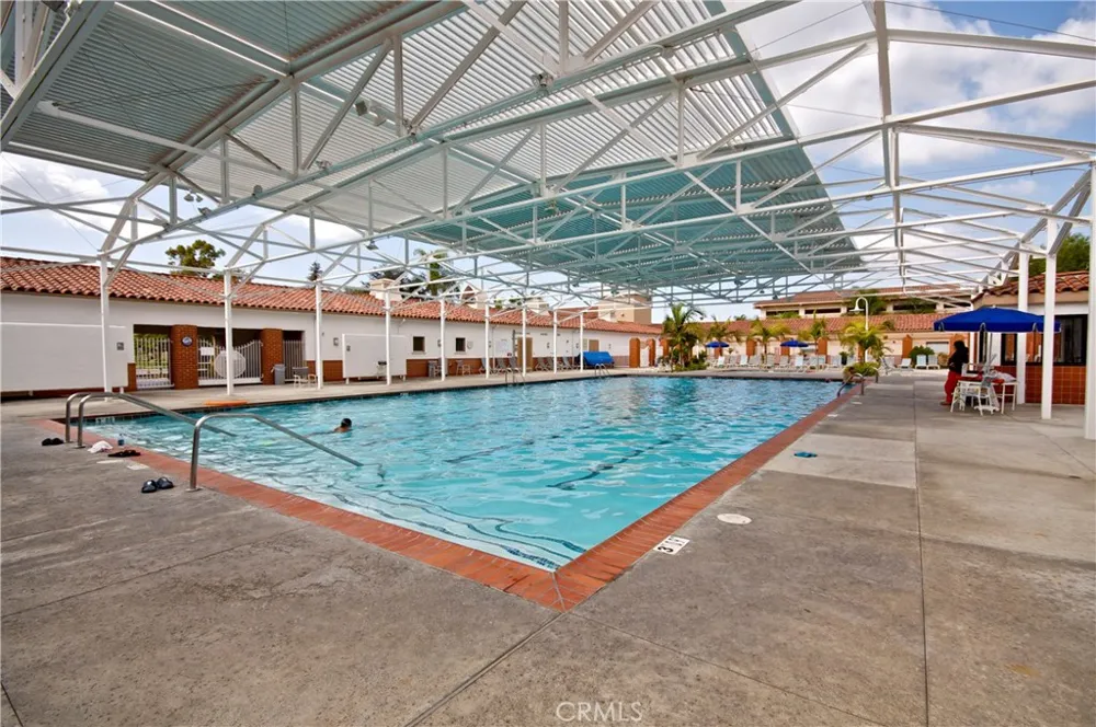 2404 Via Mariposa W #3D Laguna Woods, CA 92637