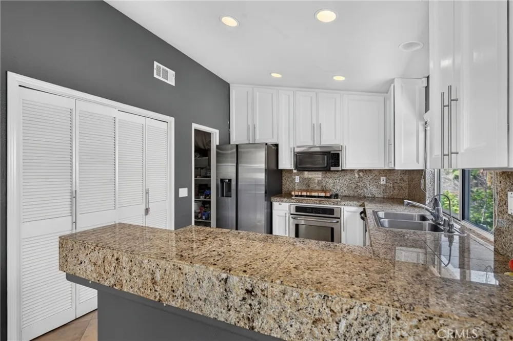 3 Laurelwood Aliso Viejo, CA 92656