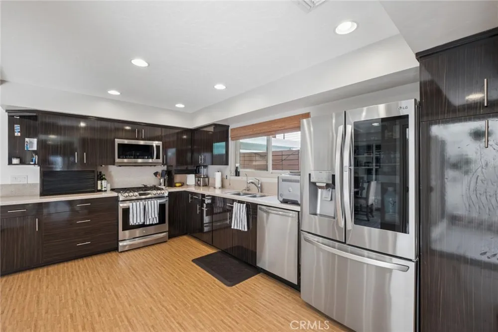 415 Goldenrod Corona del Mar, CA 92625