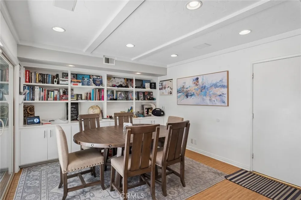415 Goldenrod Corona del Mar, CA 92625