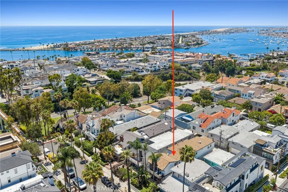 415 Goldenrod Corona del Mar, CA 92625