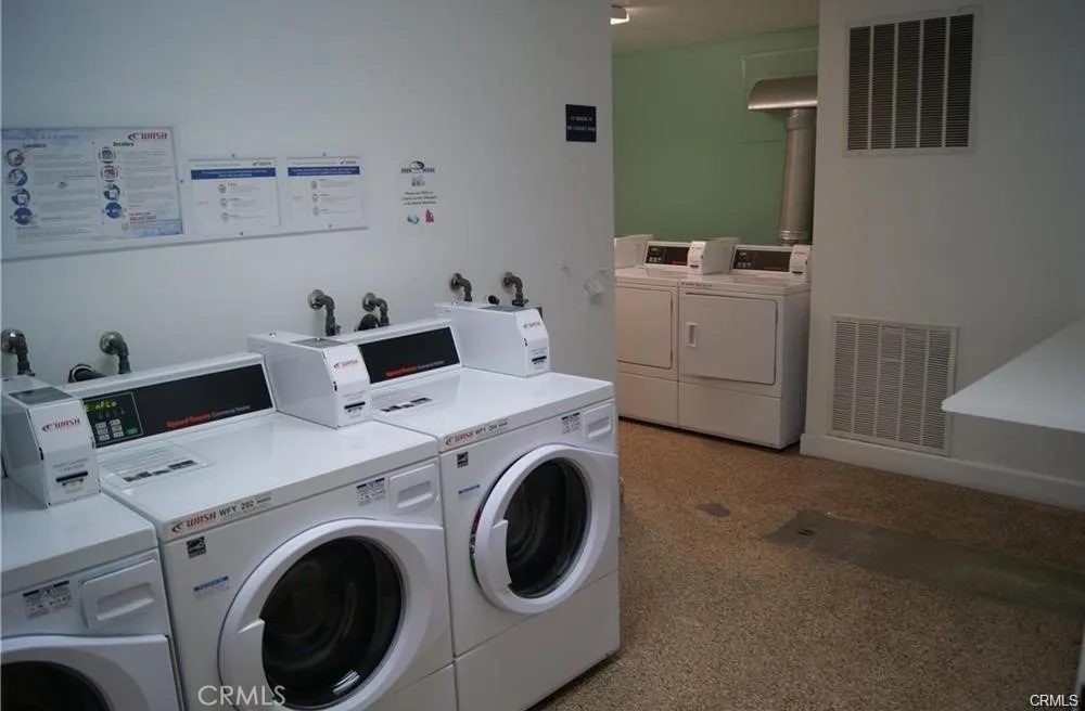 5585 E Pacific Coast Highway #125 Long Beach, CA 90804