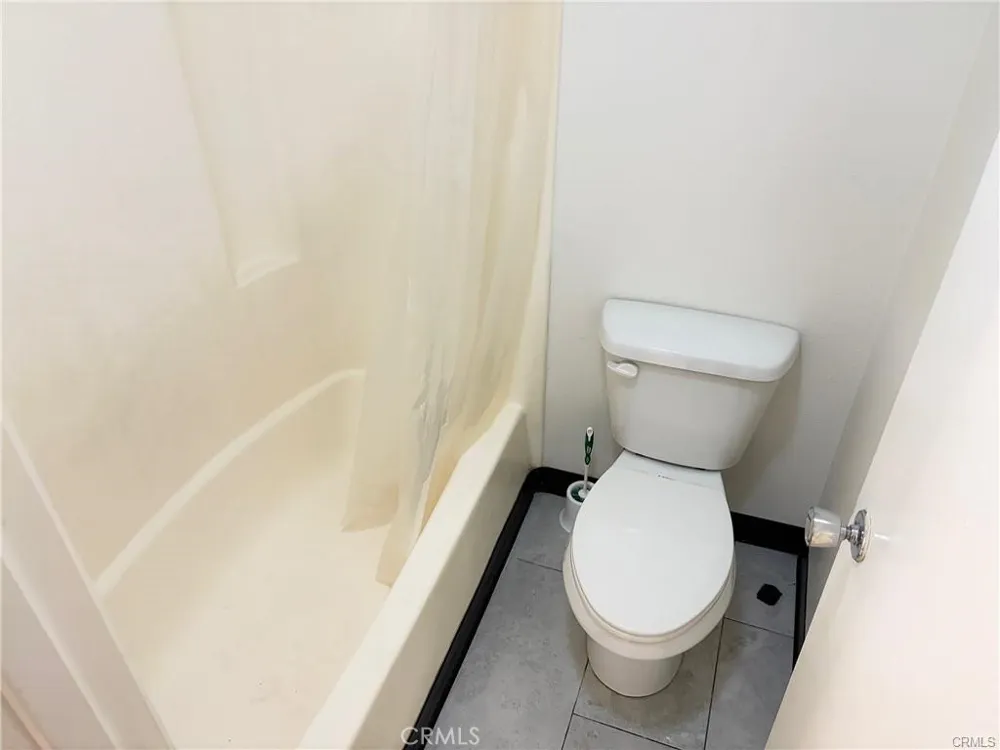 5585 E Pacific Coast Highway #125 Long Beach, CA 90804