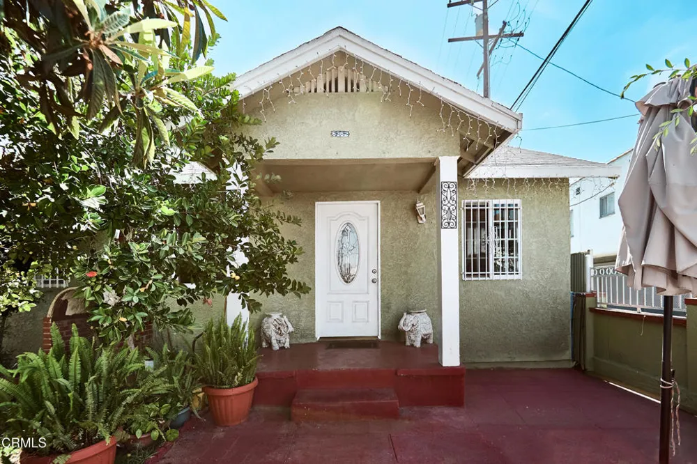 6362 Arbutus Avenue Huntington Park, CA 90255
