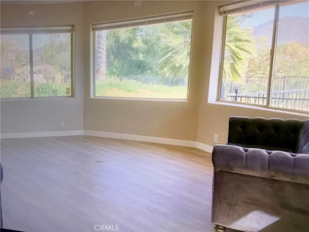 9557 Hierba Agua Dulce, CA 91390