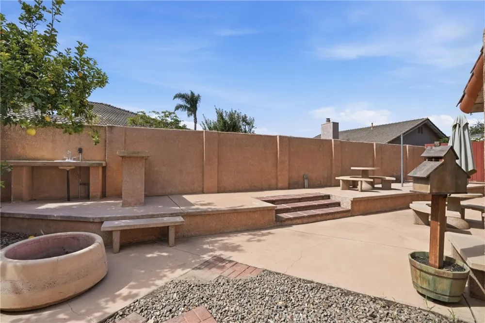 444 Calle Bonita Santa Maria, CA 93455