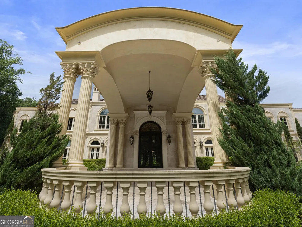 6420 Riverside DR NW Sandy Springs, GA 30328