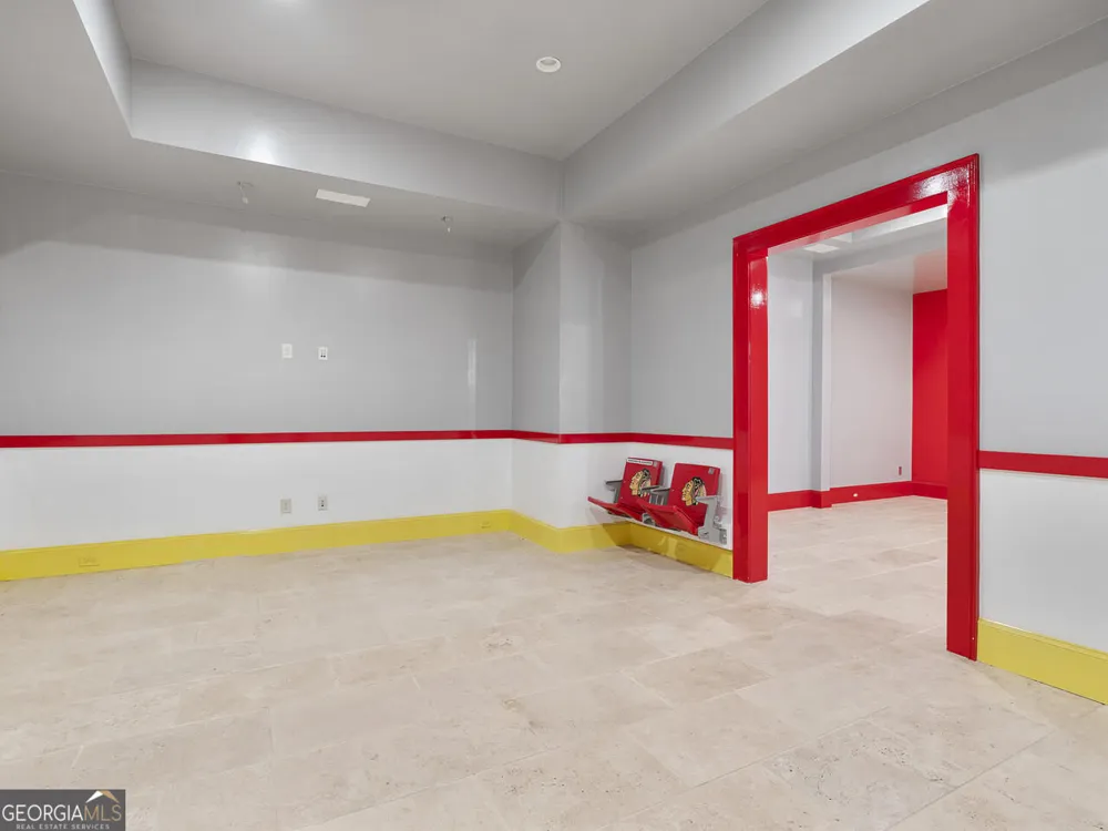 6420 Riverside DR NW Sandy Springs, GA 30328