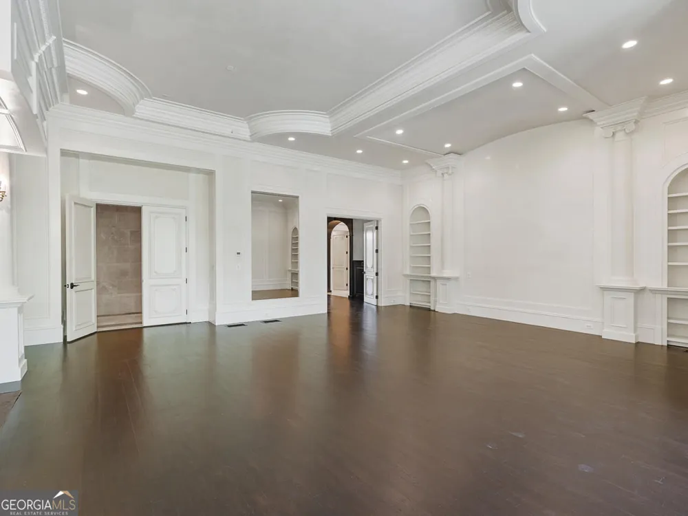 6420 Riverside DR NW Sandy Springs, GA 30328