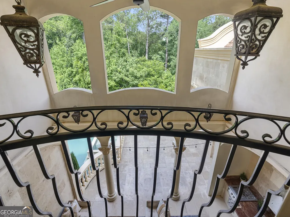 6420 Riverside DR NW Sandy Springs, GA 30328