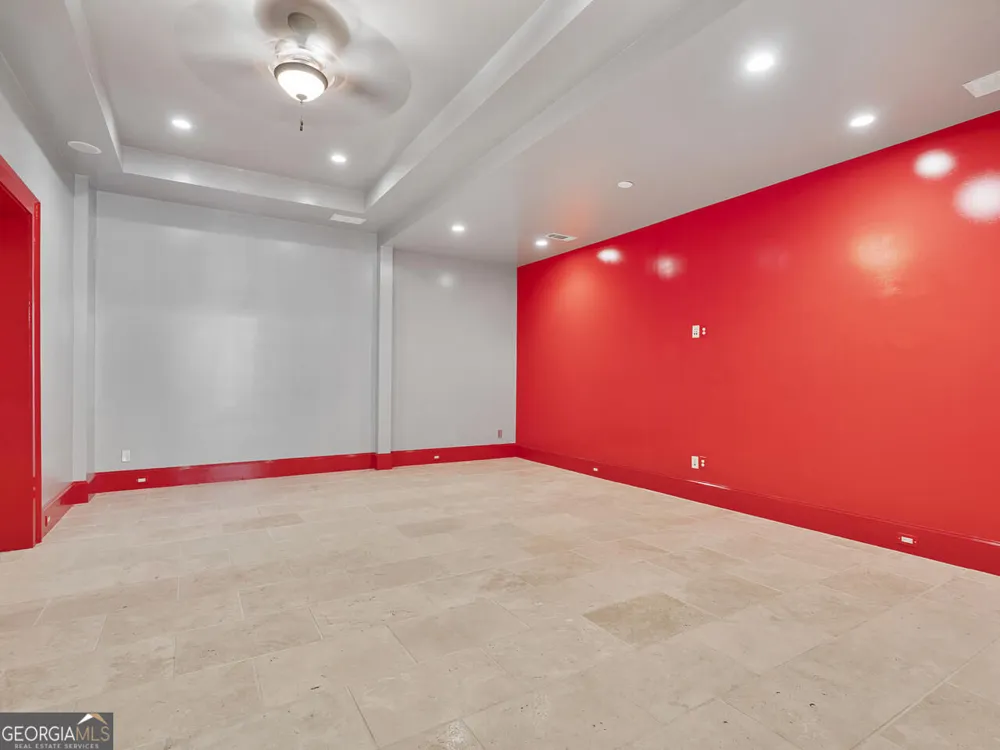 6420 Riverside DR NW Sandy Springs, GA 30328
