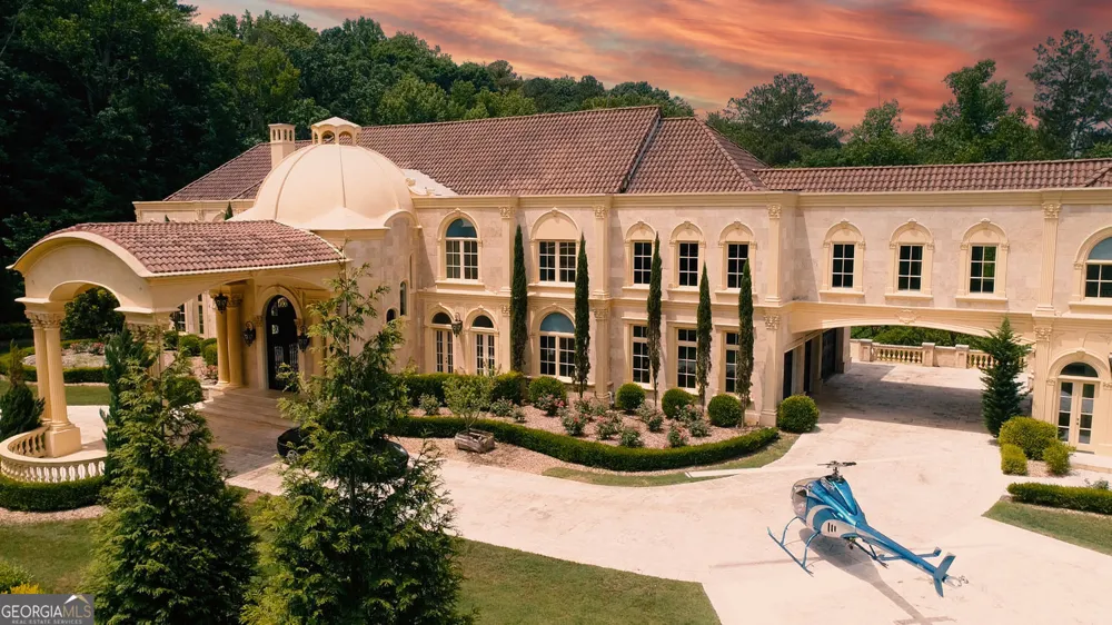 6420 Riverside DR NW Sandy Springs, GA 30328