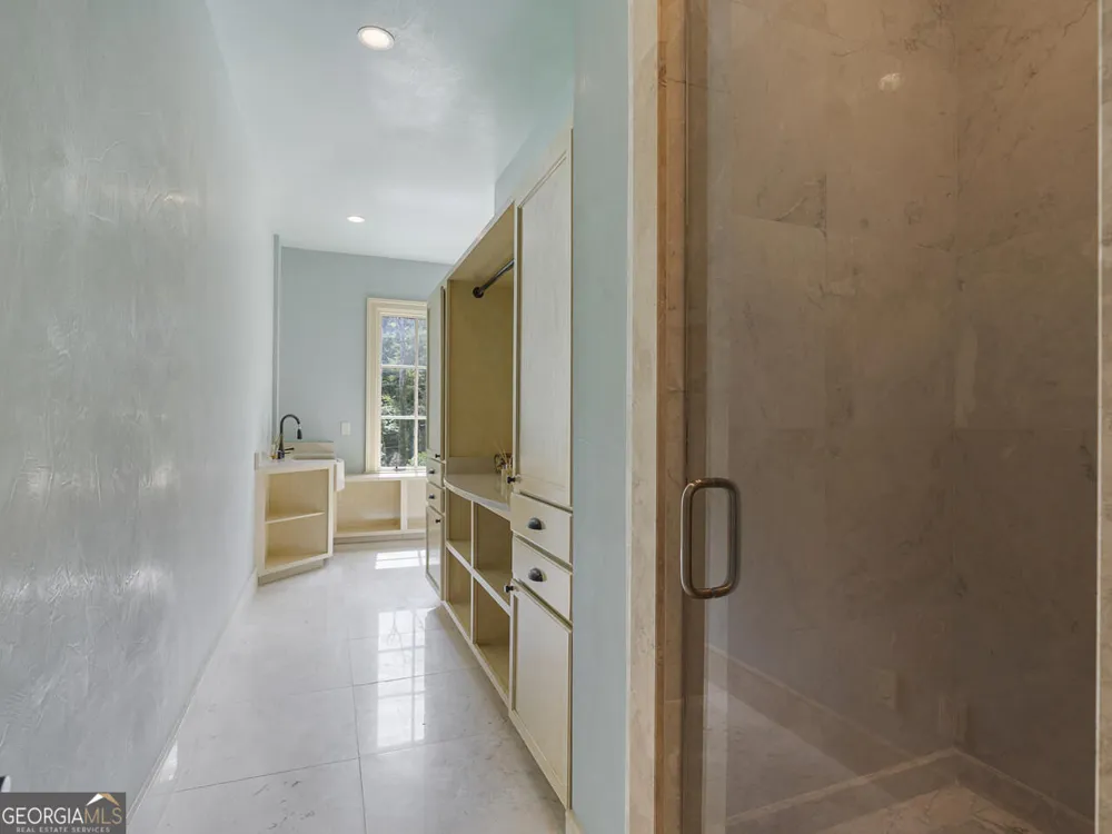 6420 Riverside DR NW Sandy Springs, GA 30328