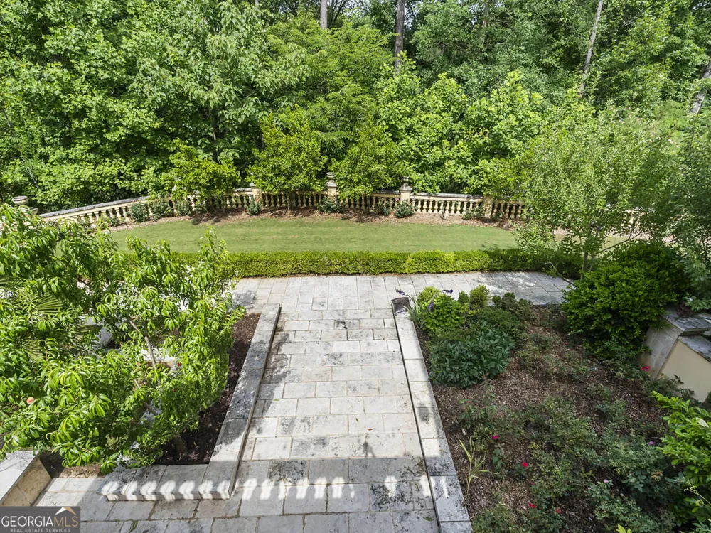 6420 Riverside DR NW Sandy Springs, GA 30328