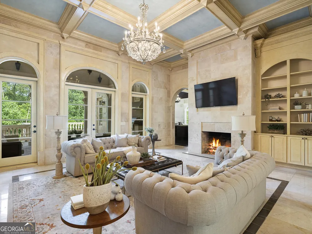 6420 Riverside DR NW Sandy Springs, GA 30328