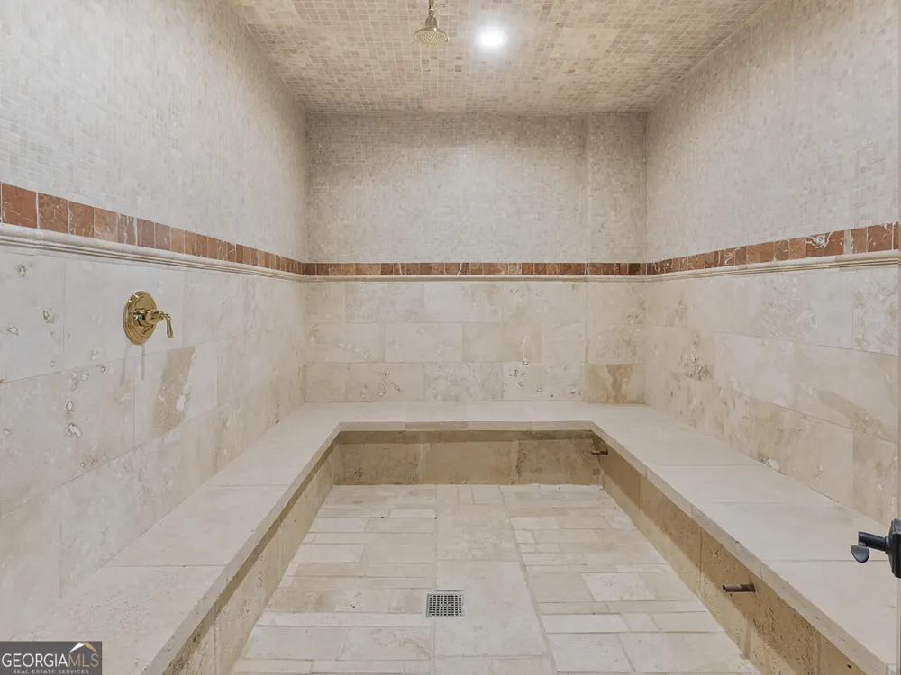 6420 Riverside DR NW Sandy Springs, GA 30328