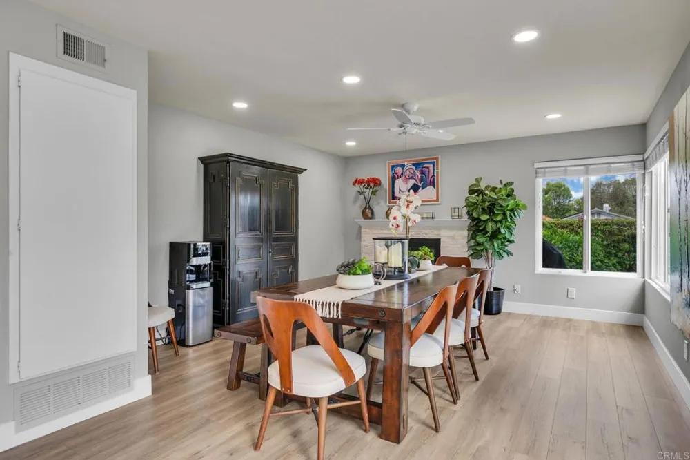 291 Surrey Place Bonita, CA 91902