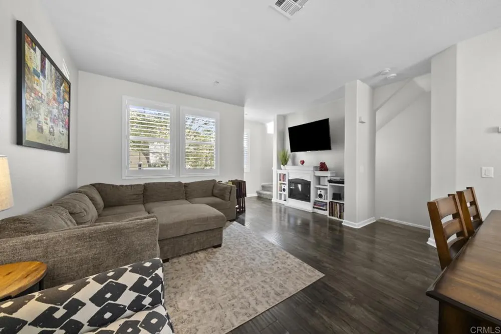 2724 Hazelnut Court Chula Vista, CA 91915