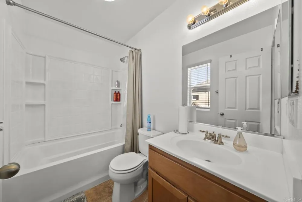 2724 Hazelnut Court Chula Vista, CA 91915