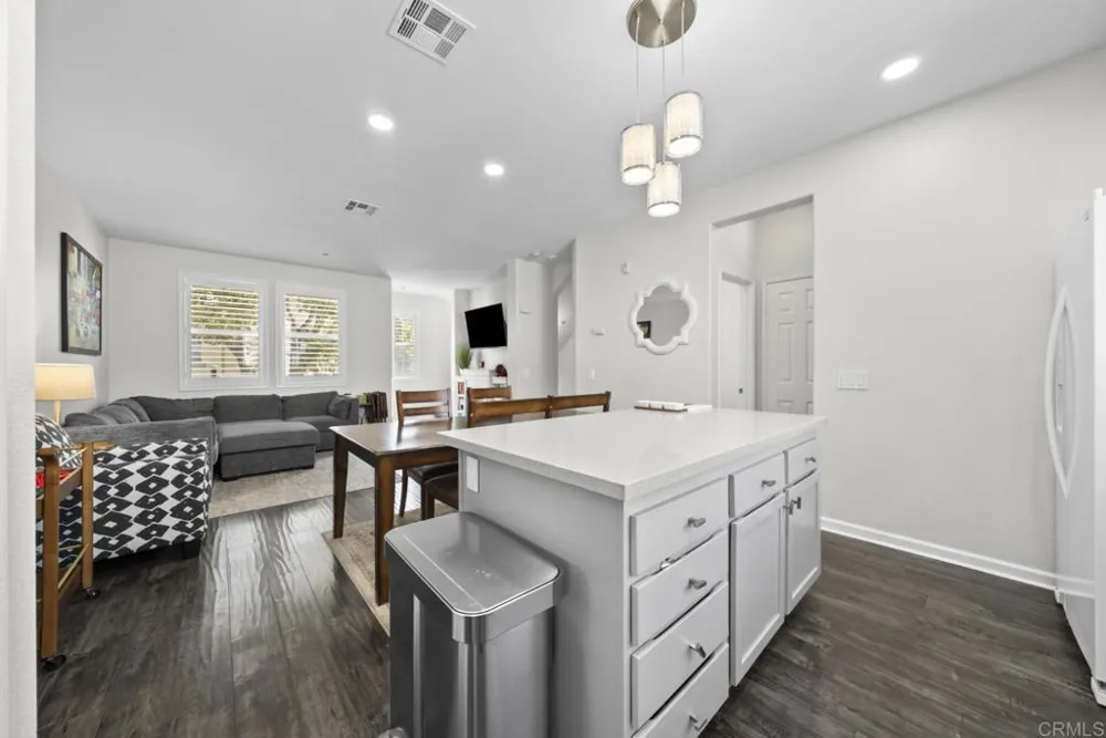 2724 Hazelnut Court Chula Vista, CA 91915