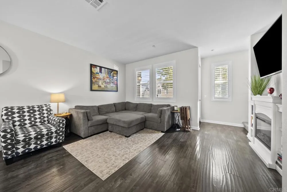 2724 Hazelnut Court Chula Vista, CA 91915