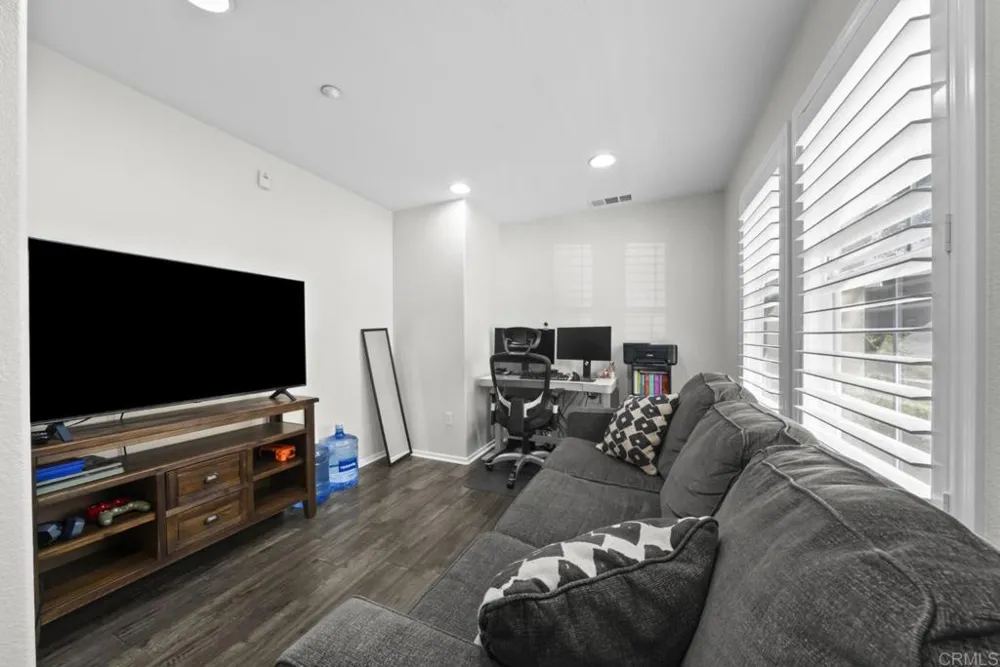 2724 Hazelnut Court Chula Vista, CA 91915