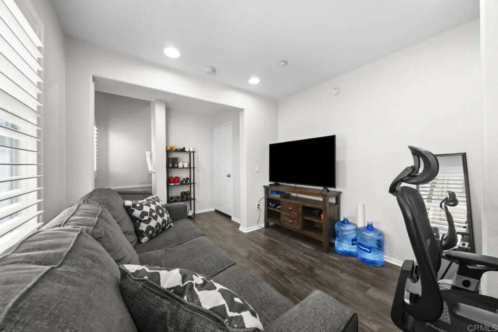 2724 Hazelnut Court Chula Vista, CA 91915