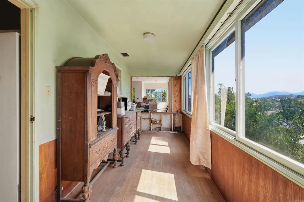 11825 Taia Ln Lakeside, CA 92040