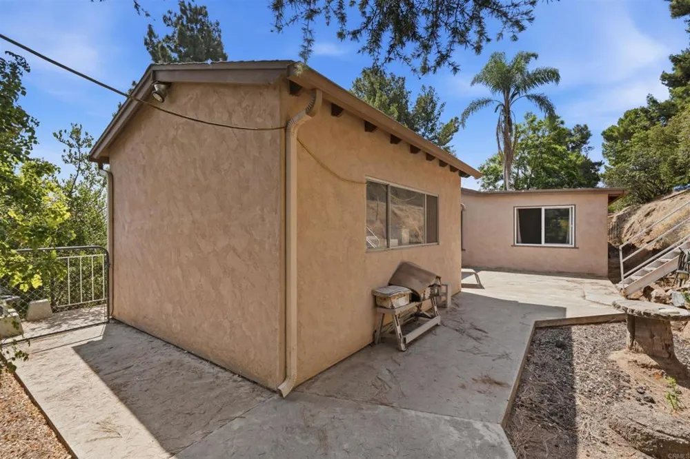 11825 Taia Ln Lakeside, CA 92040