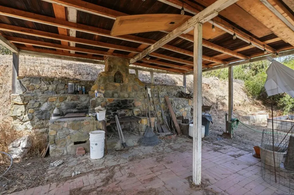 11825 Taia Ln Lakeside, CA 92040