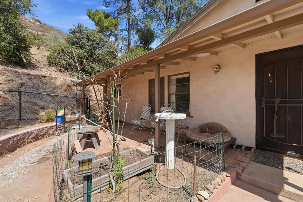 11825 Taia Ln Lakeside, CA 92040