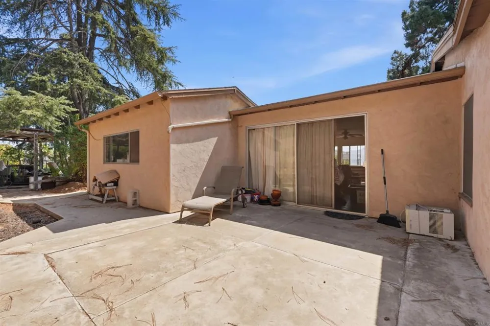 11825 Taia Ln Lakeside, CA 92040