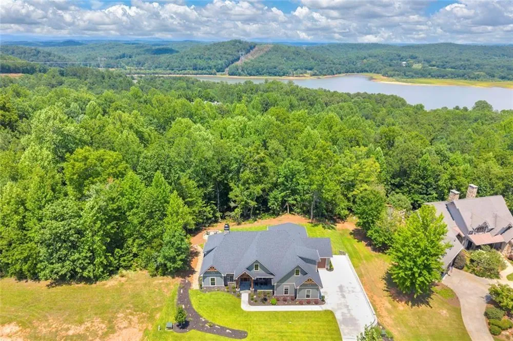 410 Edgewater Trail Toccoa, GA 30577