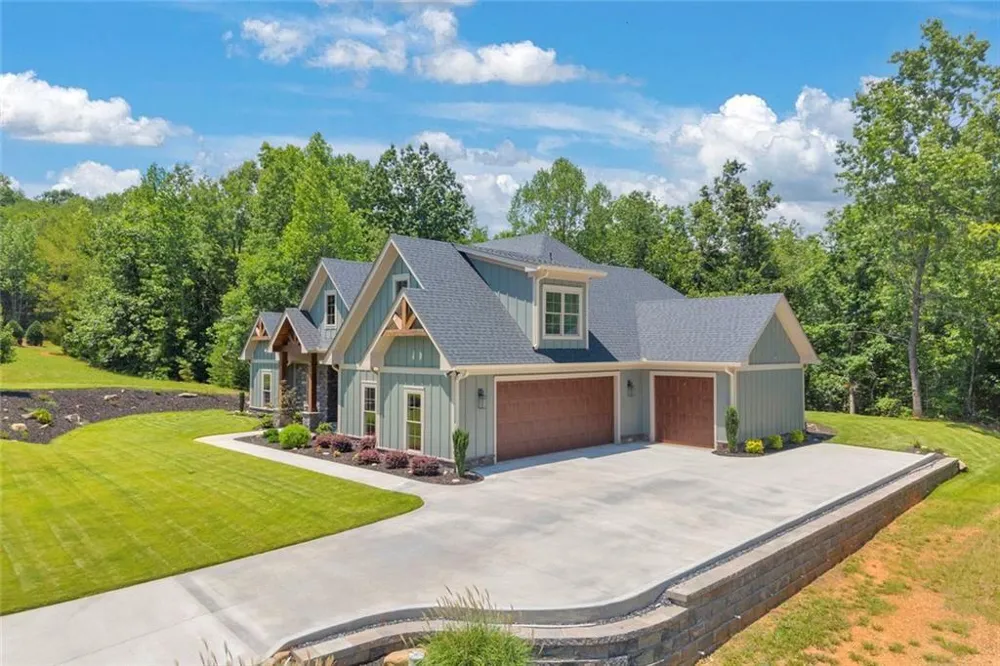 410 Edgewater Trail Toccoa, GA 30577