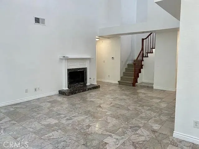 3284 Barham #304 Los Angeles, CA 90068