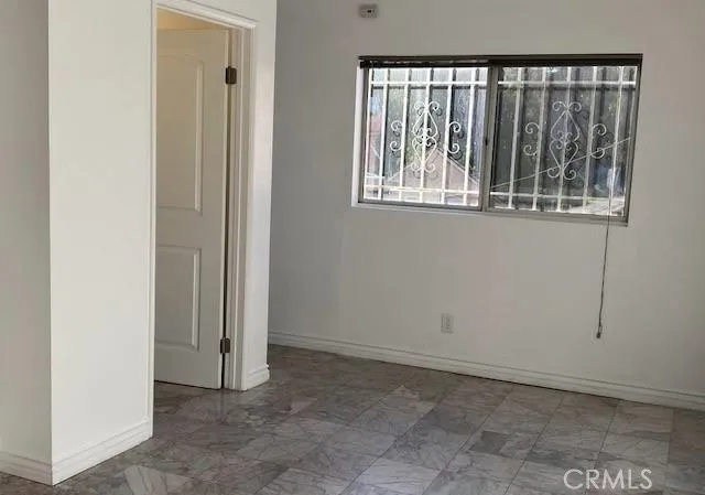 3284 Barham #304 Los Angeles, CA 90068