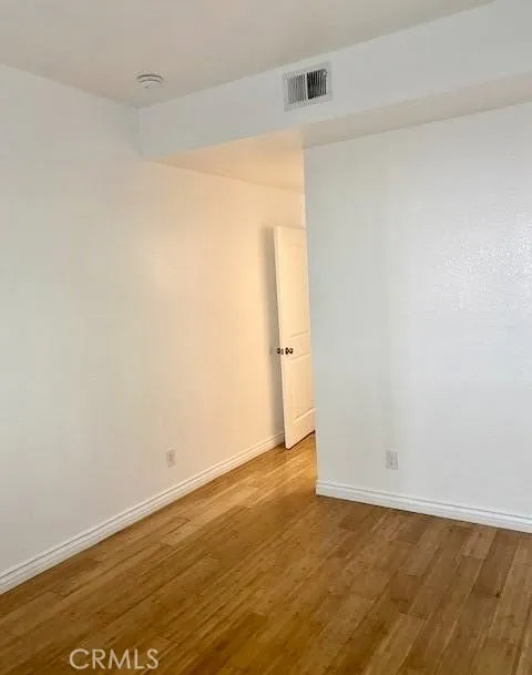 3284 Barham #304 Los Angeles, CA 90068