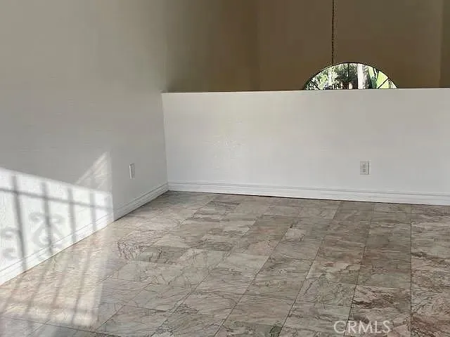 3284 Barham #304 Los Angeles, CA 90068