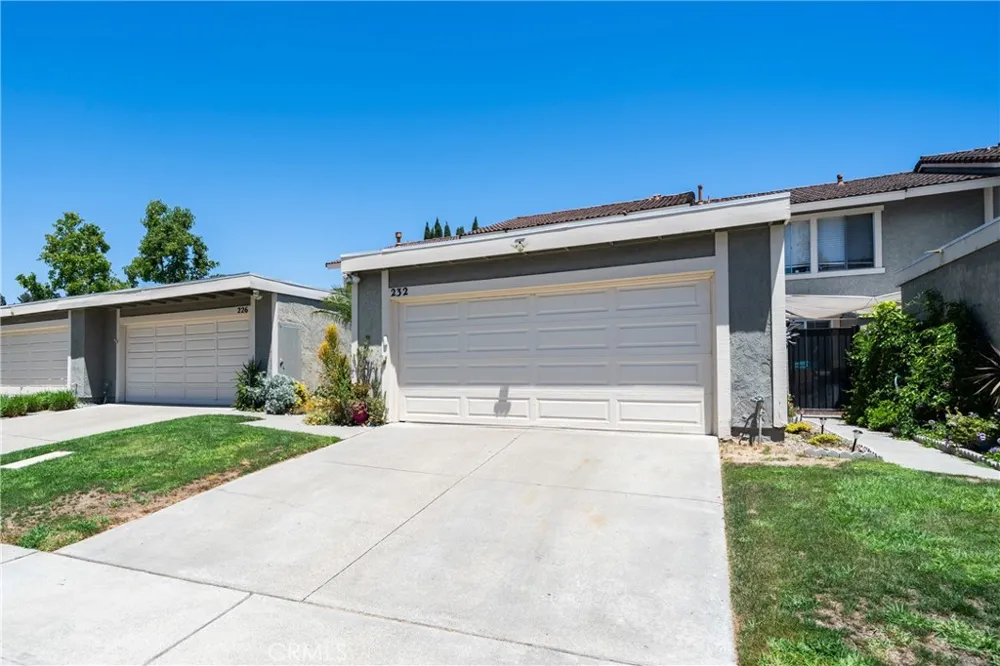 232 Aqueduct Dr Placentia, CA 92870