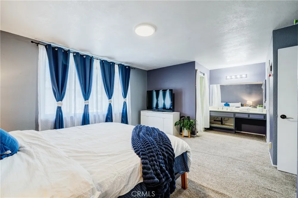 232 Aqueduct Dr Placentia, CA 92870