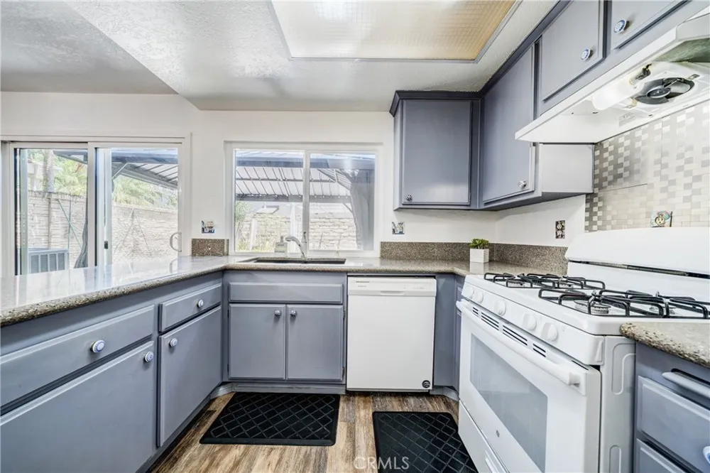 232 Aqueduct Dr Placentia, CA 92870