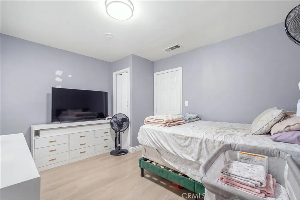 9444 Cedar Bloomington, CA 92316