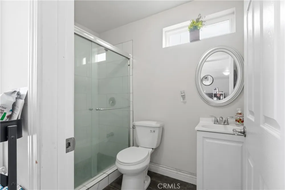 9444 Cedar Bloomington, CA 92316