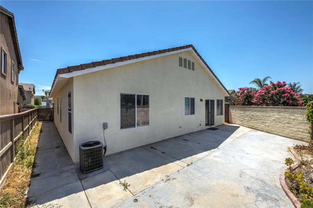 13247 Yellowwood Street Moreno Valley, CA 92553