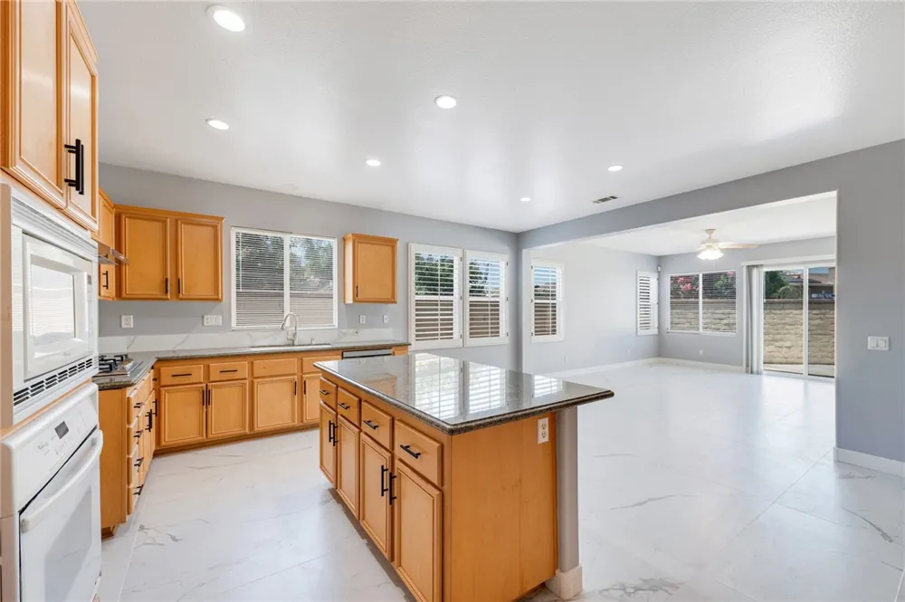 13247 Yellowwood Street Moreno Valley, CA 92553