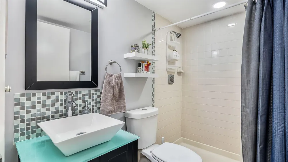 4005 VILLAGE DRIVE #A Delray Beach, FL 33445