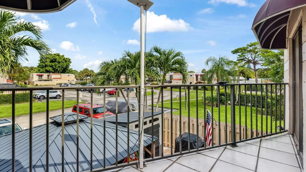 4005 VILLAGE DRIVE #A Delray Beach, FL 33445