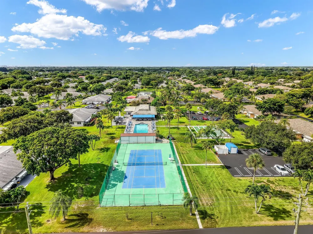 4005 VILLAGE DRIVE #A Delray Beach, FL 33445