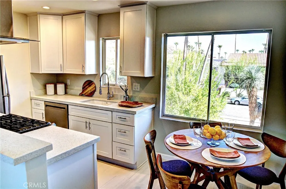 2290 S Palm Canyon Drive #110 Palm Springs, CA 92264