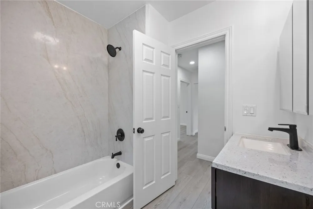 4639 Ramsdell Avenue La Crescenta, CA 91214